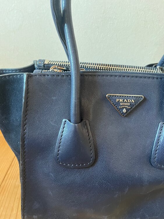 Prada（ブランドバッグ）の商品画像 - 査定依頼日：2025年5月5日 - 最高査定価格：35,000円