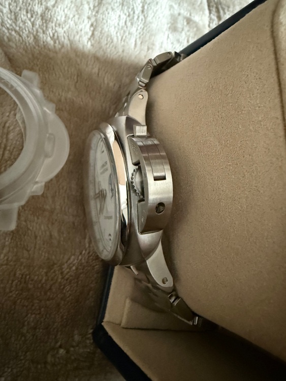 パネライ ルミノール pam0154（高級時計）の商品画像 - 査定依頼日：2025年10月9日 - 最高査定価格：1,300,000円