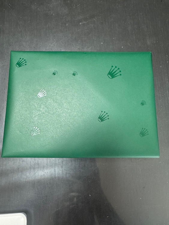 ブラック文字盤、オイスターブレス（高級時計）の商品画像 - 査定依頼日：2025年9月22日 - 最高査定価格：3,200,000円