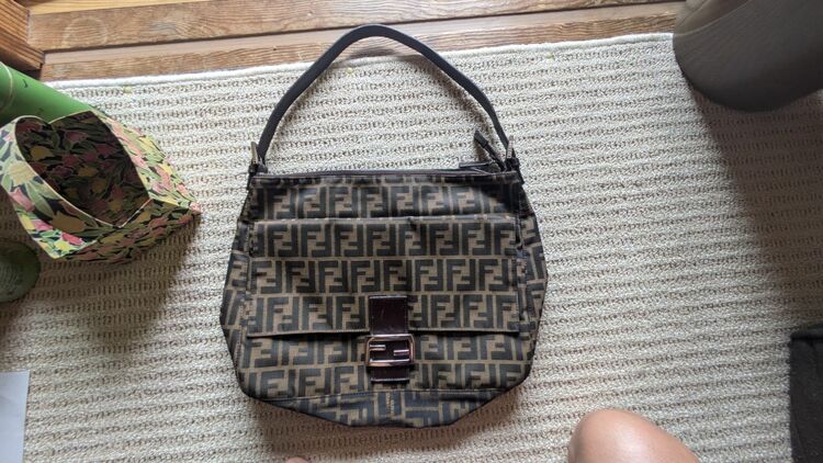 分かりません（ブランドバッグ）の商品画像 - 査定依頼日：2025年10月13日 - 最高査定価格：75,000円