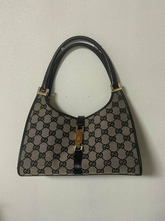 グッチ  （ブランドバッグ）の商品画像 - 査定依頼日：2026年3月6日 - 最高査定価格：58,000円