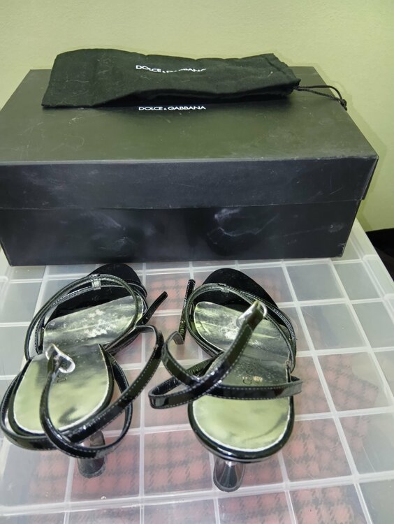 レディース　サンダル（古着・ファッション）の商品画像 - 査定依頼日：2026年1月7日 - 最高査定価格：3,500円