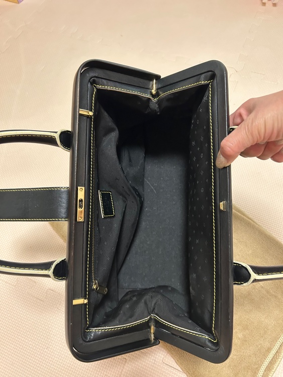 種類忘れてしまいました。（ブランドバッグ）の商品画像 - 査定依頼日：2026年5月29日 - 最高査定価格：50,000円