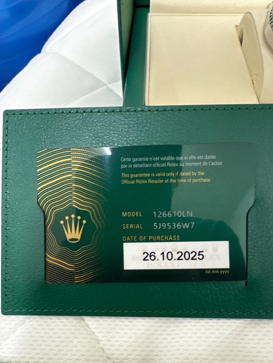 ロレックス　サブマリーナデイト（高級時計）の商品画像 - 査定依頼日：2025年10月26日 - 最高査定価格：2,280,000円