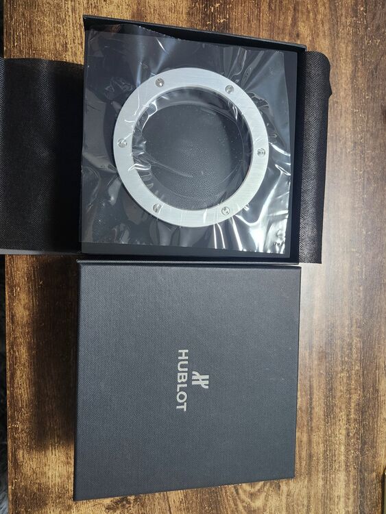 ウブロ ビックバン 301.sx1170r（高級時計）の商品画像 - 査定依頼日：2025年6月14日 - 最高査定価格：770,000円