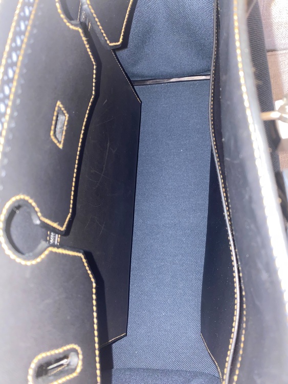 ギリーズ　40cm（ブランドバッグ）の商品画像 - 査定依頼日：2025年8月21日 - 最高査定価格：1,700,000円