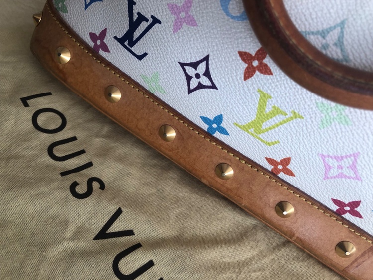 マルチカラー（ブランドバッグ）の商品画像 - 査定依頼日：2026年4月1日 - 最高査定価格：120,000円