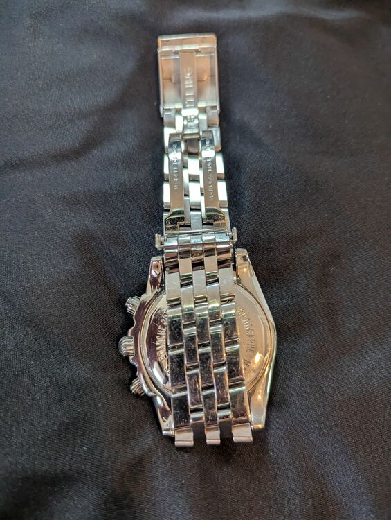 ブライトリング クロノマット AB0420（高級時計）の商品画像 - 査定依頼日：2025年7月3日 - 最高査定価格：490,000円