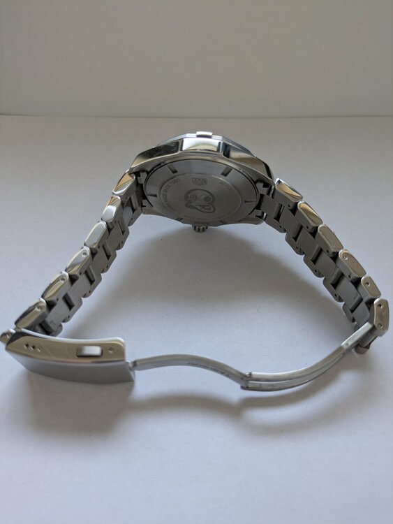 アクアレーサーキャリパー７GMT（高級時計）の商品画像 - 査定依頼日：2026年4月26日 - 最高査定価格：380,000円