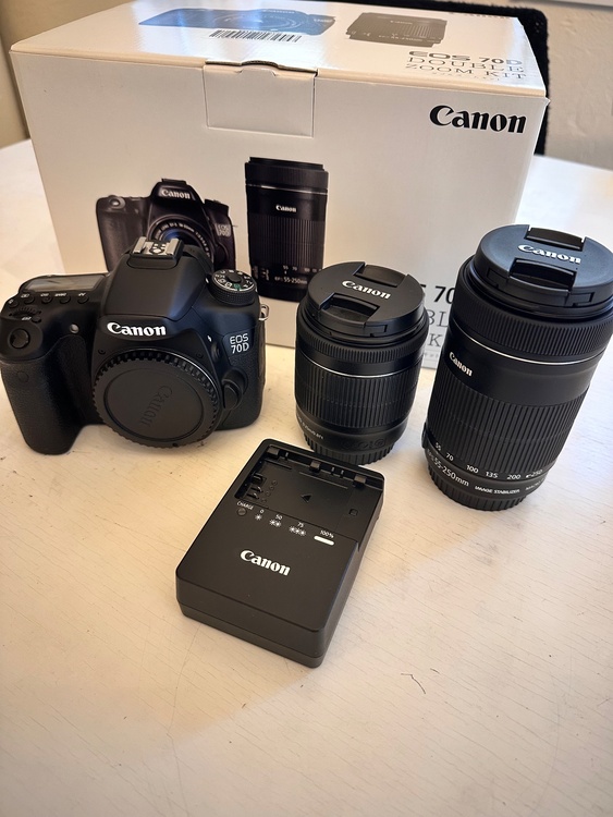 EOS70D（カメラ）の商品画像 - 査定依頼日：2026年1月21日 - 最高査定価格：33,000円