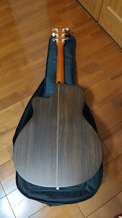 morris s-40（ピアノ・楽器・PA機材）の商品画像 - 査定依頼日：2026年4月14日 - 最高査定価格：5,000円