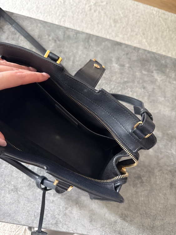 イブサンローラン  （ブランドバッグ）の商品画像 - 査定依頼日：2025年8月19日 - 最高査定価格：140,000円