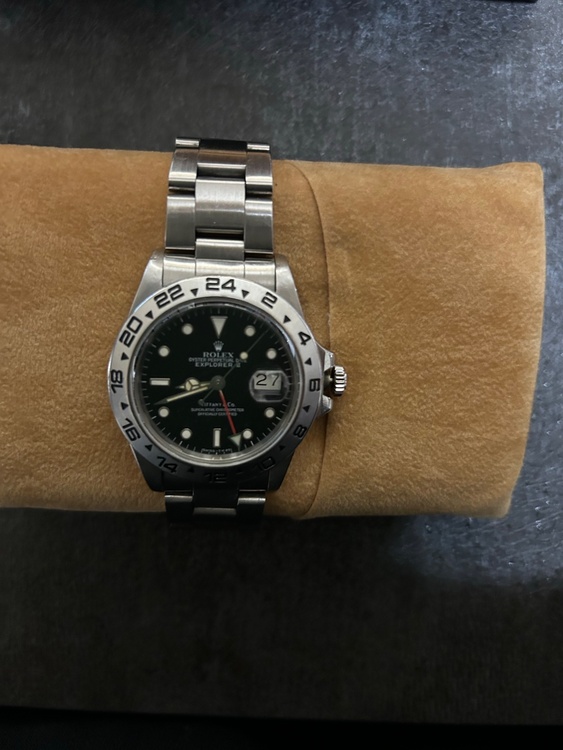 ロレックス エクスプローラー エクスプローラー2 16550 ブラックダイヤル　ティファニーWねー（高級時計）の商品画像 - 査定依頼日：2026年1月22日 - 最高査定価格：5,800,000円