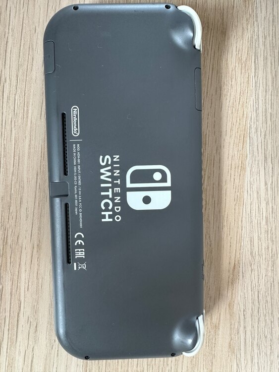 Nintendo Switch Lite HDH-001（ゲーム機本体・ゲームソフト）の商品画像 - 査定依頼日：2025年5月27日 - 最高査定価格：5,000円