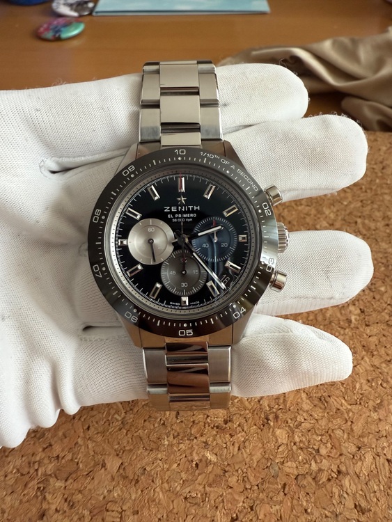 ゼニスクロノマスタースポーツ（高級時計）の商品画像 - 査定依頼日：2025年7月16日 - 最高査定価格：850,000円