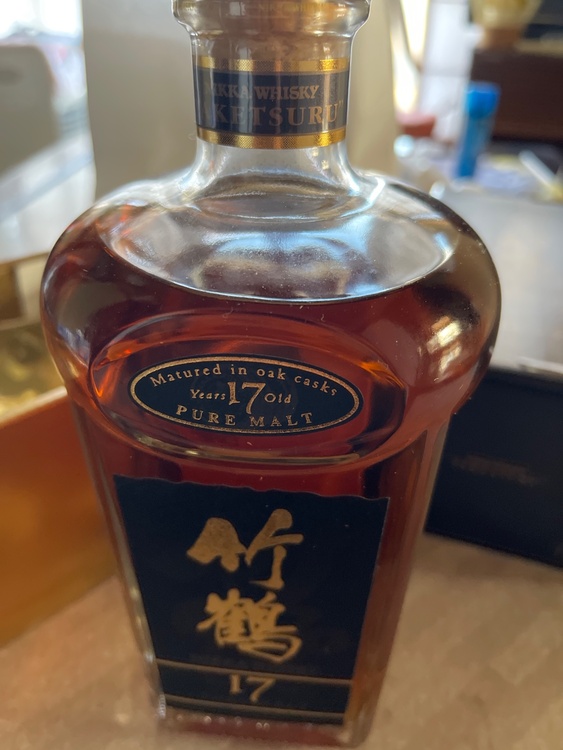 竹鶴17年（お酒）の商品画像 - 査定依頼日：2025年12月5日 - 最高査定価格：142,000円