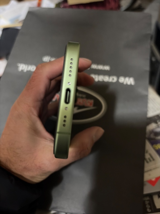 iPhone 17 256GB SIMフリー（スマホ）の商品画像 - 査定依頼日：2026年1月25日 - 最高査定価格：108,000円