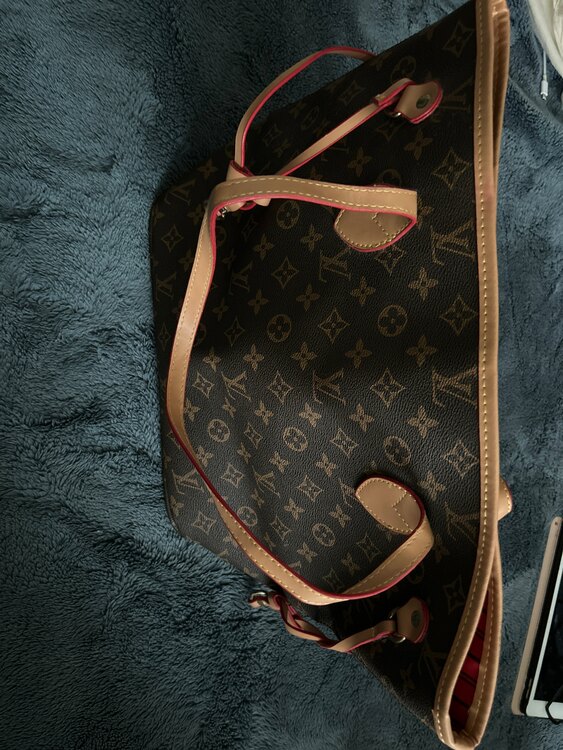 ルイヴィトン ネヴァーフル （ブランドバッグ）の商品画像 - 査定依頼日：2025年5月21日 - 最高査定価格：170,000円