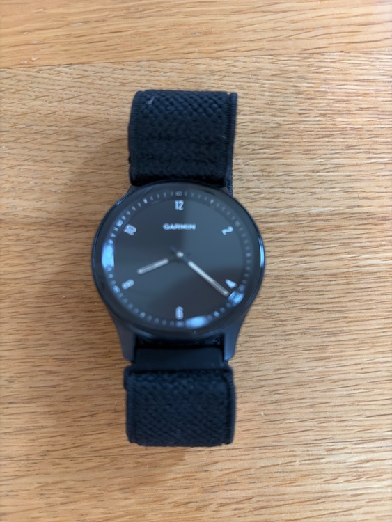 その他 その他 GVIVOMOVE SPORT 010-02566-40（高級時計）の商品画像 - 査定依頼日：2026年5月6日 - 最高査定価格：8,000円