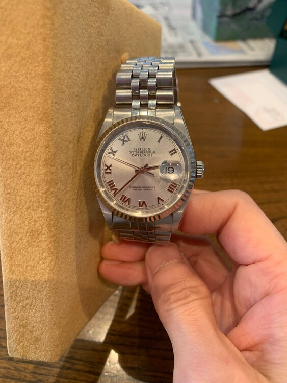ロレックス デイトジャスト 16234（高級時計）の商品画像 - 査定依頼日：2025年2月2日 - 最高査定価格：920,000円