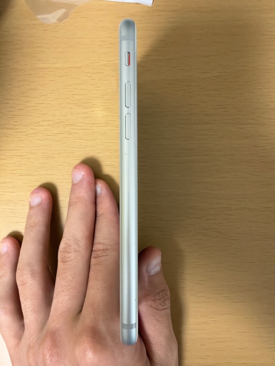 iPhone8（スマホ）の商品画像 - 査定依頼日：2026年9月22日 - 最高査定価格：4,500円