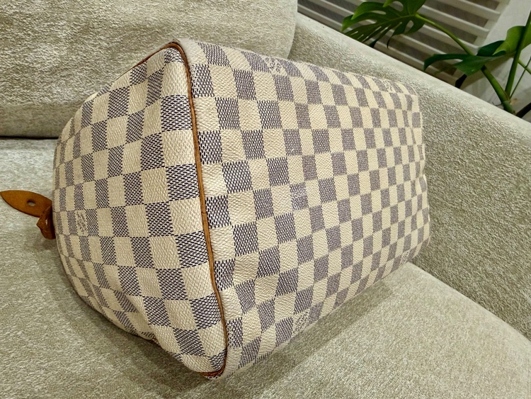 ダミエアズールスピーディ（ブランドバッグ）の商品画像 - 査定依頼日：2026年4月27日 - 最高査定価格：34,000円