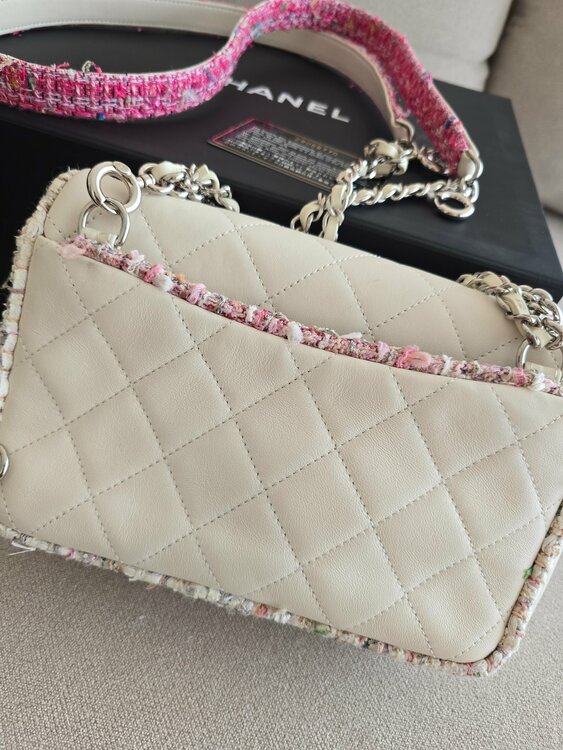 マトラッセ（ブランドバッグ）の商品画像 - 査定依頼日：2026年3月12日 - 最高査定価格：225,000円