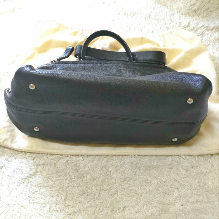 2wayショルダーバック（ブランドバッグ）の商品画像 - 査定依頼日：2025年6月22日 - 最高査定価格：17,000円