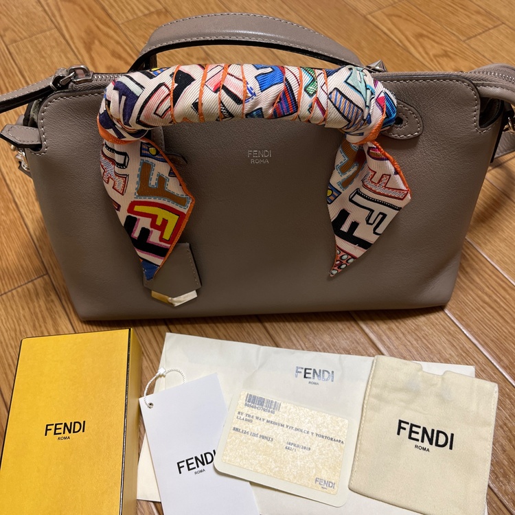 フェンディ（ブランドバッグ）の商品画像 - 査定依頼日：2026年10月8日 - 最高査定価格：75,000円