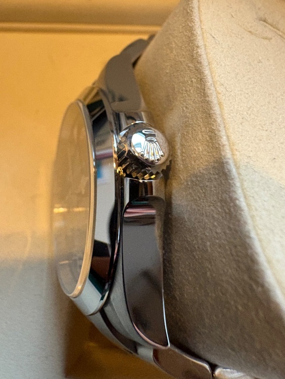 ロレックス エアキング 126900（高級時計）の商品画像 - 査定依頼日：2026年3月25日 - 最高査定価格：1,400,000円