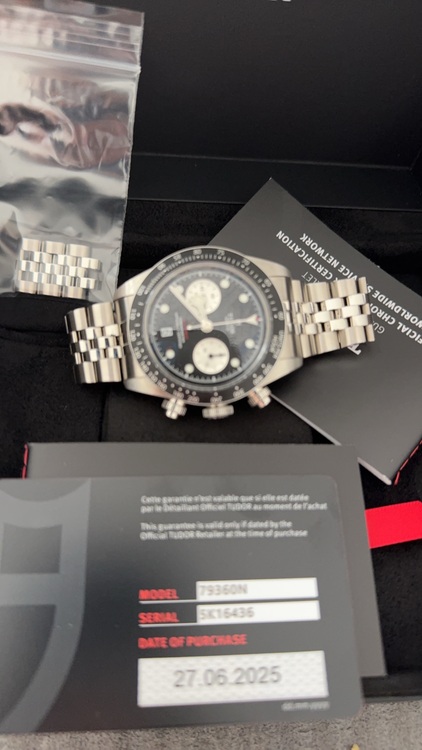 チューダー ブラックベイ 79360m（高級時計）の商品画像 - 査定依頼日：2025年10月9日 - 最高査定価格：620,000円