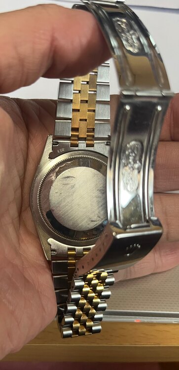 ロレックス パーペチュアルデイト （高級時計）の商品画像 - 査定依頼日：2025年1月20日 - 最高査定価格：950,000円