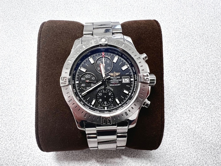 ブライトリング その他 A1338（高級時計）の商品画像 - 査定依頼日：2025年6月29日 - 最高査定価格：300,000円