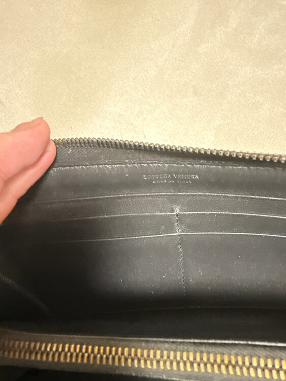 ボッテガ・ヴェネタ  （ブランドバッグ）の商品画像 - 査定依頼日：2025年3月31日 - 最高査定価格：25,000円