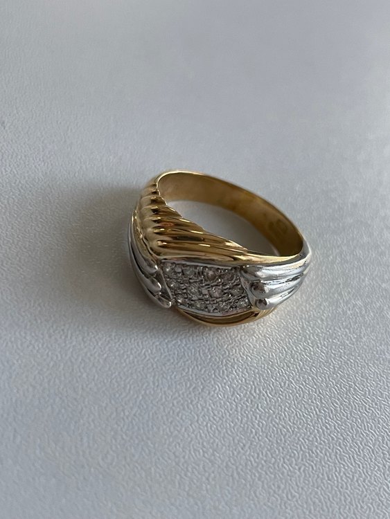 リング（宝石）の商品画像 - 査定依頼日：2023年7月11日 - 最高査定価格：120,000円