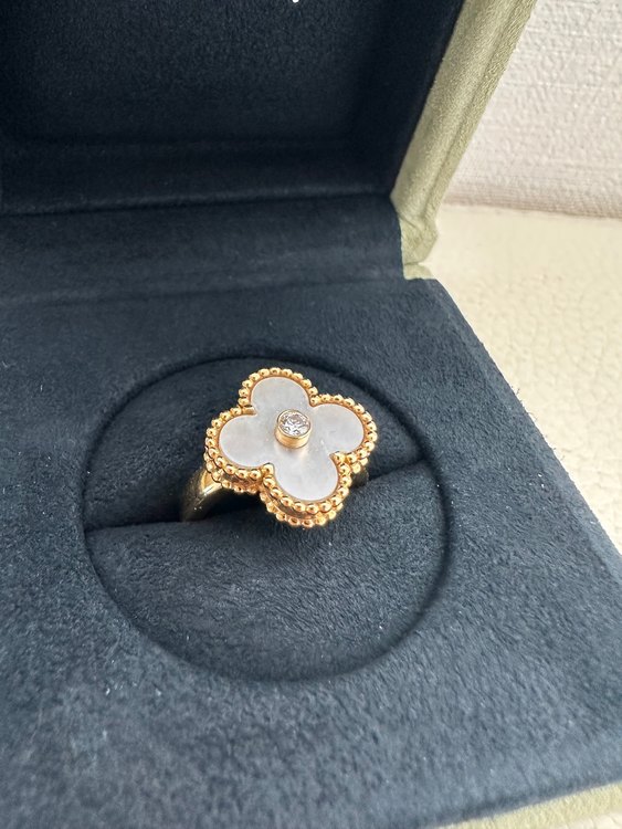 ヴァンクリーフ＆アーペル ヴィンテージ アルハンブラ（宝石）の商品画像 - 査定依頼日：2023年8月13日 - 最高査定価格：280,000円