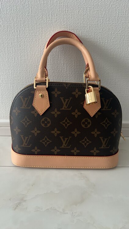 ルイヴィトン アルマ （ブランドバッグ）の商品画像 - 査定依頼日：2025年4月17日 - 最高査定価格：200,000円
