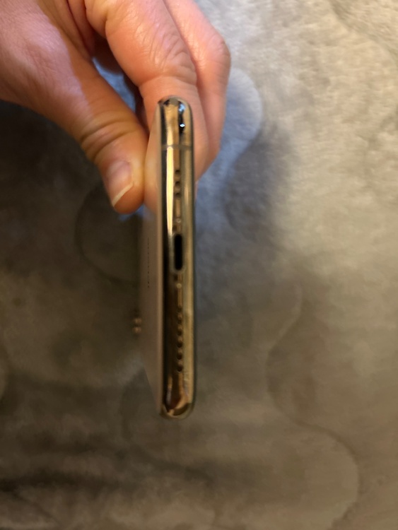 iPhoneXS 64GB Softbank（スマホ）の商品画像 - 査定依頼日：2026年2月25日 - 最高査定価格：15,000円