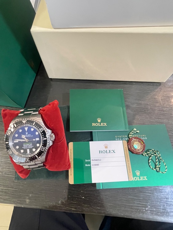 ディープシーDブルー（高級時計）の商品画像 - 査定依頼日：2025年8月27日 - 最高査定価格：1,600,000円