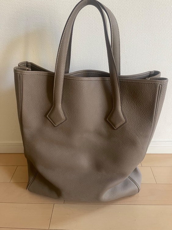 エルメス ヴィクトリア （ブランドバッグ）の商品画像 - 査定依頼日：2025年10月30日 - 最高査定価格：160,000円