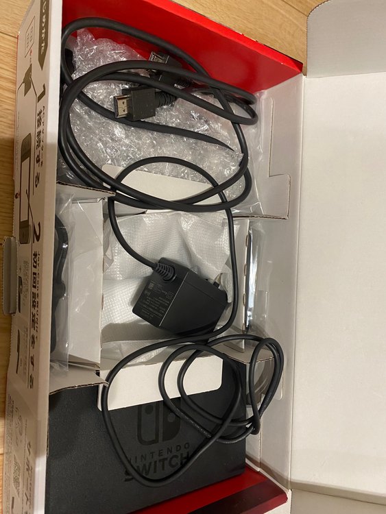 任天堂　SWITCH （ゲーム機本体・ゲームソフト）の商品画像 - 査定依頼日：2023年11月12日 - 最高査定価格：13,000円