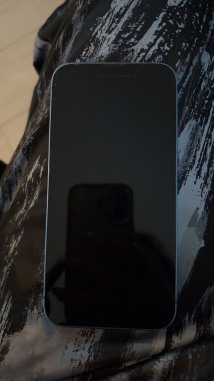 iPhone iPhone 13 512GB Softbank（スマホ）の商品画像 - 査定依頼日：2026年8月12日 - 最高査定価格：50,000円