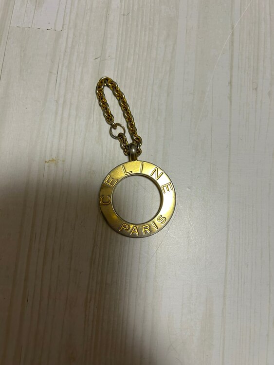 ショルダーバッグ（ブランドバッグ）の商品画像 - 査定依頼日：2025年3月9日 - 最高査定価格：1,000円