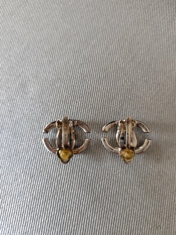 シャネル　イヤリング（金・貴金属）の商品画像 - 査定依頼日：2026年2月1日 - 最高査定価格：25,000円