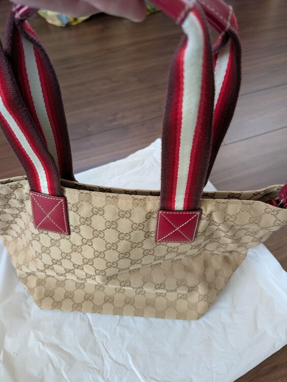 GUCCI　鞄（ブランドバッグ）の商品画像 - 査定依頼日：2026年5月2日 - 最高査定価格：40,000円