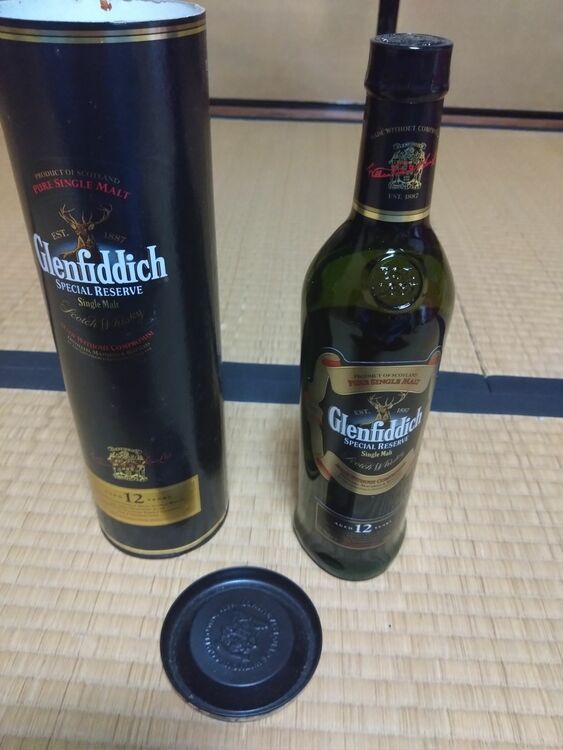 ウイスキー グレンフィディック （お酒）の商品画像 - 査定依頼日：2025年9月22日 - 最高査定価格：2,000円