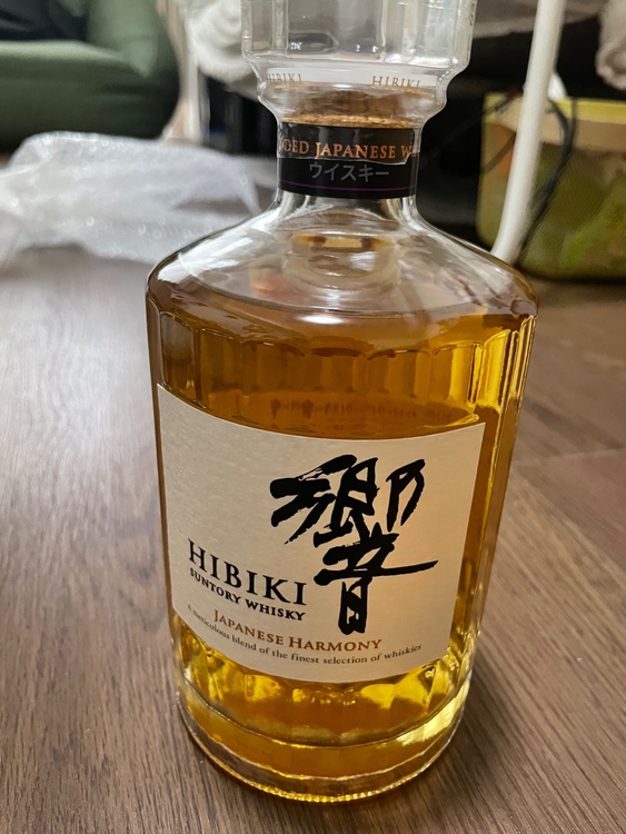 響 Japanese Harmony（お酒）の商品画像 - 査定依頼日：2026年8月20日 - 最高査定価格：18,000円