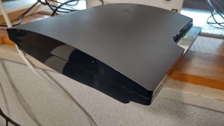 CHCH-2500A（ゲーム機本体・ゲームソフト）の商品画像 - 査定依頼日：2023年10月15日 - 最高査定価格：6,000円