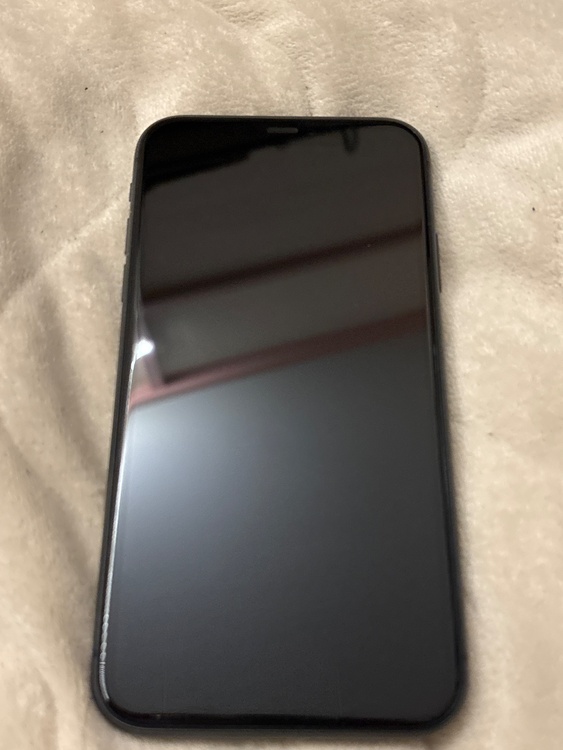 iPhone11 128GB au（スマホ）の商品画像 - 査定依頼日：2026年4月15日 - 最高査定価格：26,000円