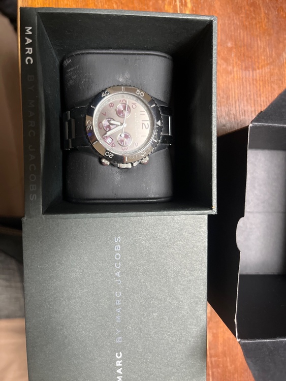 その他 その他 PKGMJ100（高級時計）の商品画像 - 査定依頼日：2026年3月30日 - 最高査定価格：100,000円